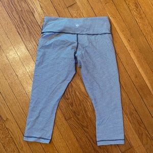 Lululemon gingham wunder under size 8 crop